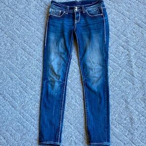 listing-status-banner